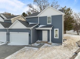 1591 Meadowview Ct, Whitewater, WI 53190