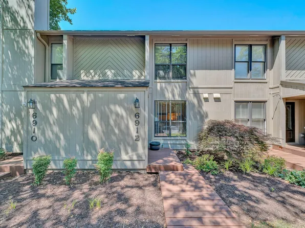 6912 Buck Crossing Dr, Roanoke, VA 24018
