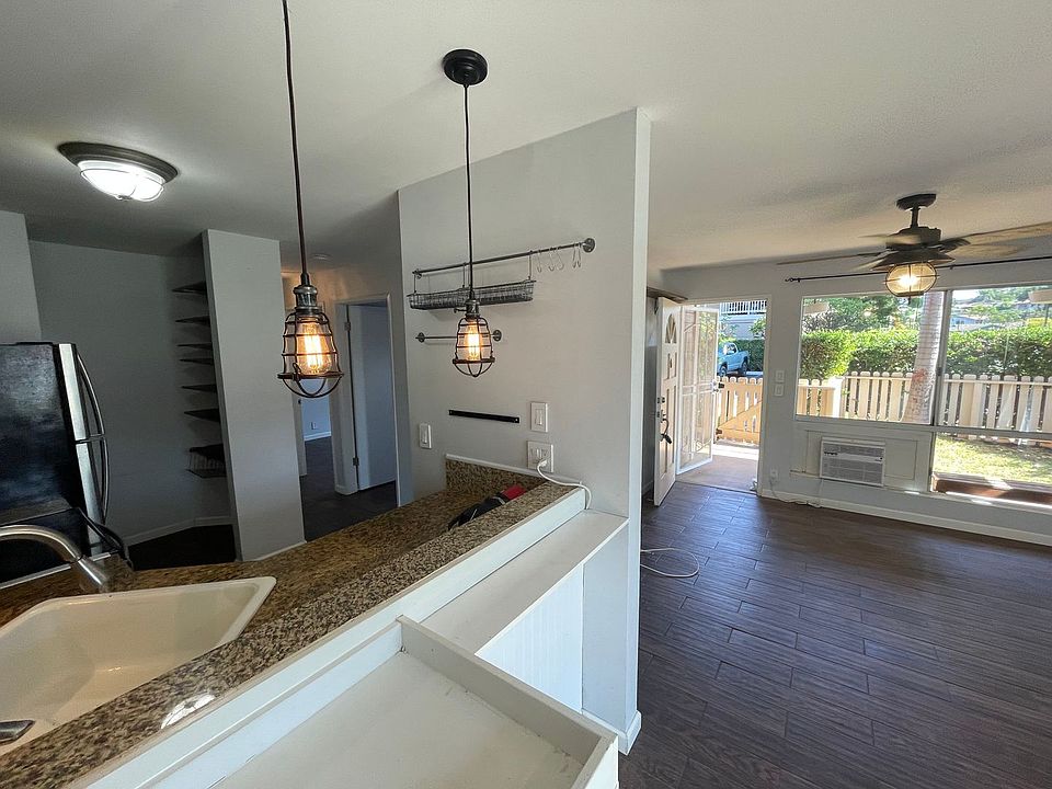 1st image of 480 Kenolio Rd APT 5-106