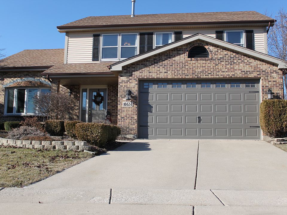 1st image of 16624 Charnswood Ct