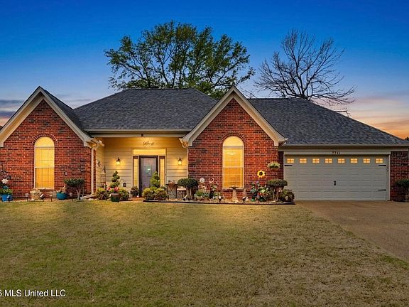 2nd image of 7741 Meadow Ridge Ln