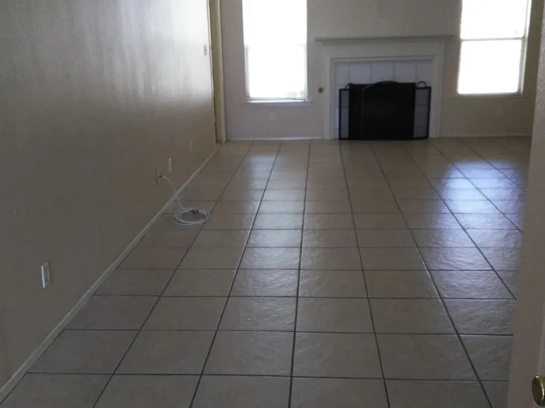 12073 El Greco Cir — Photo 9