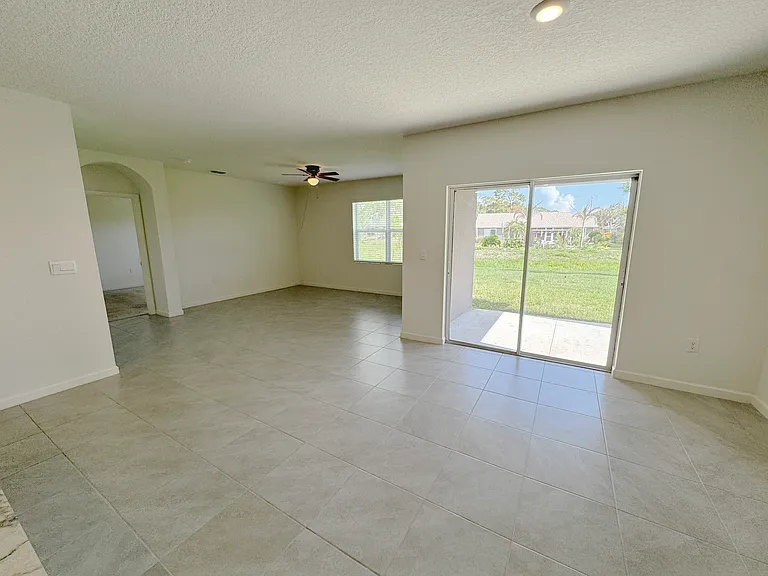 1836 Barber St — Photo 14