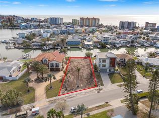 325 140th Ave E #16, Saint Petersburg, FL 33708