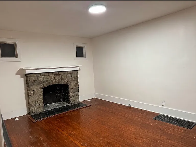 1333 Haskin Ave — Photo 9