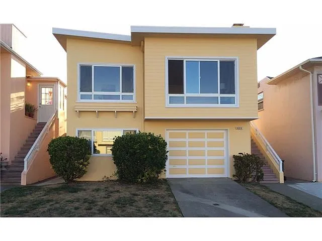414 Skyline Dr photo 1