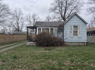517 S 6th St, Herrin, IL 62948