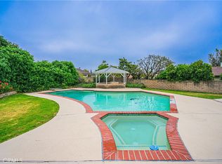 120 E Fairfield Dr, Claremont, CA 91711