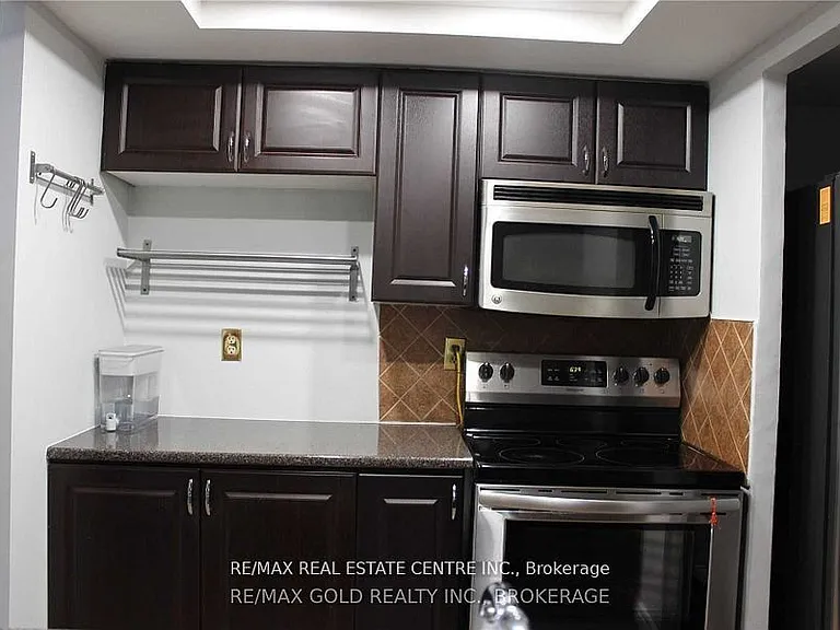 265 Enfield Pl #1110 — Photo 5