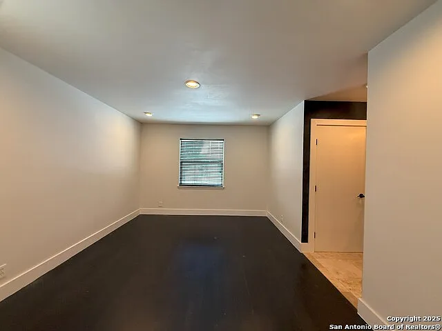 2811 Woodbury St #301 — Photo 16