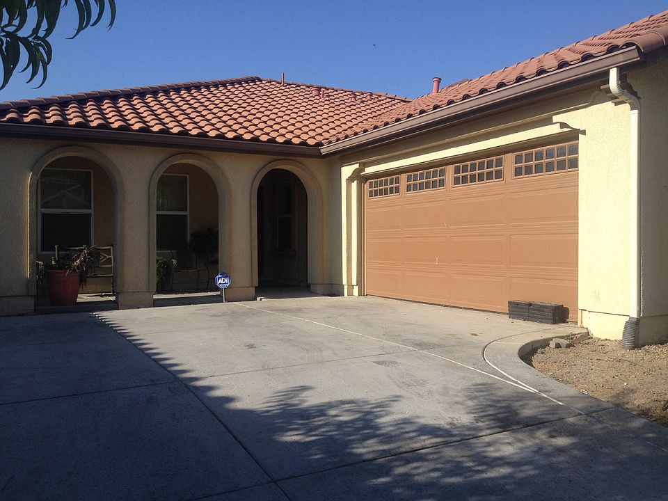 1st image of 2695 Ortiz Ave