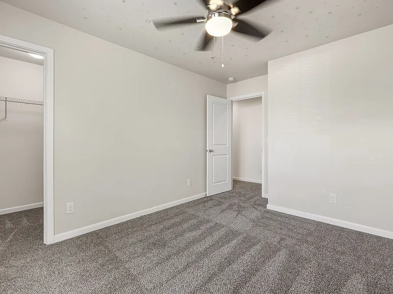 7003 Alta Vista Dr SE — Photo 37