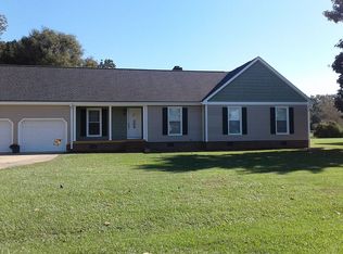 202 Moss Hill Dr, Goldsboro, NC 27530