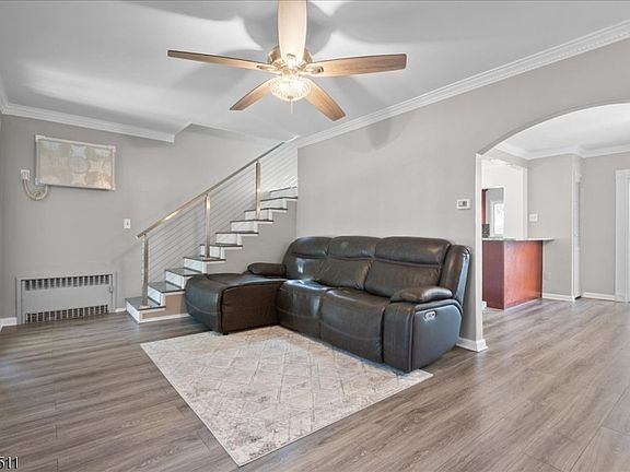 5th image of 175 Colonial Rdwest