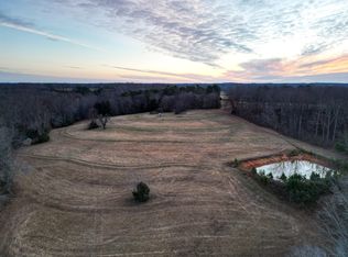 10001 Davis Branch Rd, Bon Aqua, TN 37025