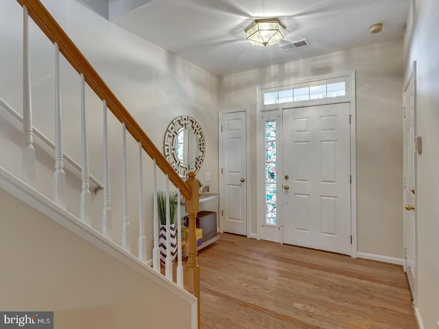 2 bed, 2.5 bath, 1929 sqft, $2,900 — Photo 4