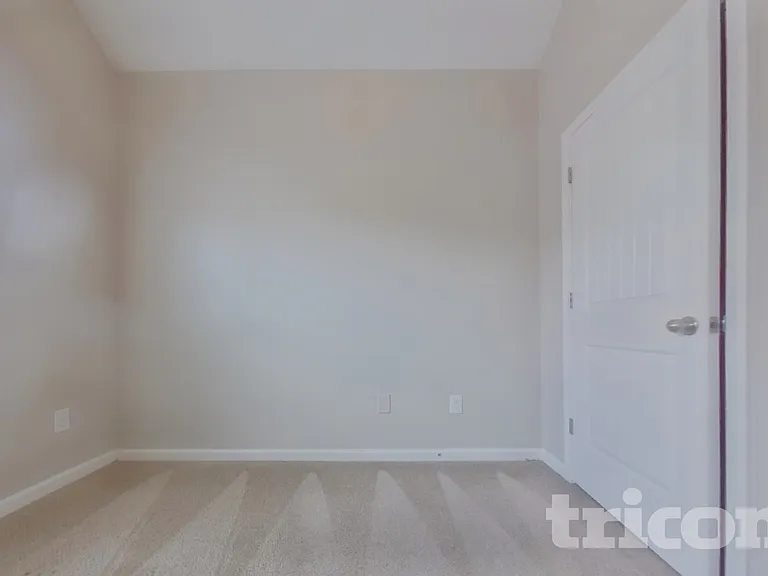 216 Stone Creek Ct — Photo 10
