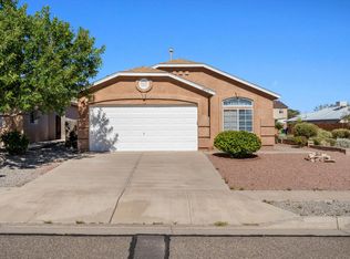 6935 Skylar Dr NE, Rio Rancho, NM 87144