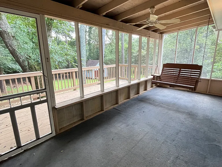 506 Jefferson Dr — Photo 32