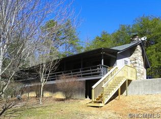 148 View Trl, Lake Lure, NC 28746