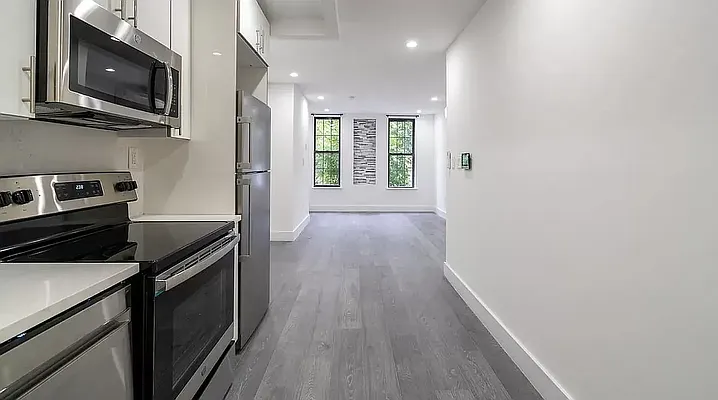 Rented by The Agency | media 17