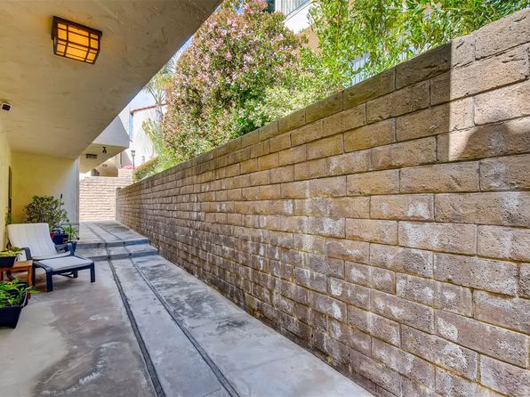 7304 Alicante Rd, Carlsbad, CA