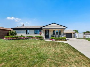 40283 Steel Dr, Sterling Heights, MI