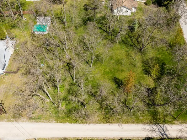 Lakeview Rd, Lexington, MI 48450