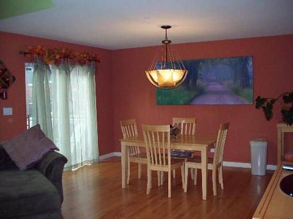 3rd image of 1440 Pauline Cir