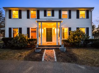 310 A Shore Rd, Buzzards Bay, MA 02532