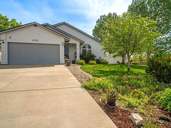 2nd image of 4880 Warbler Ct