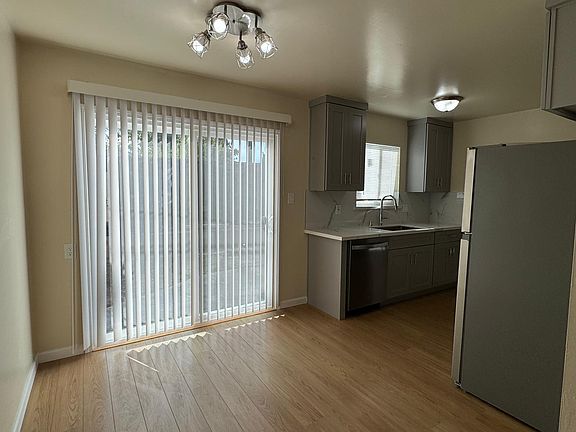 4th image of 162 Warren Dr