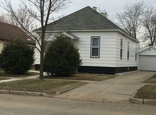 405 4th St SE, Watertown, SD 57201