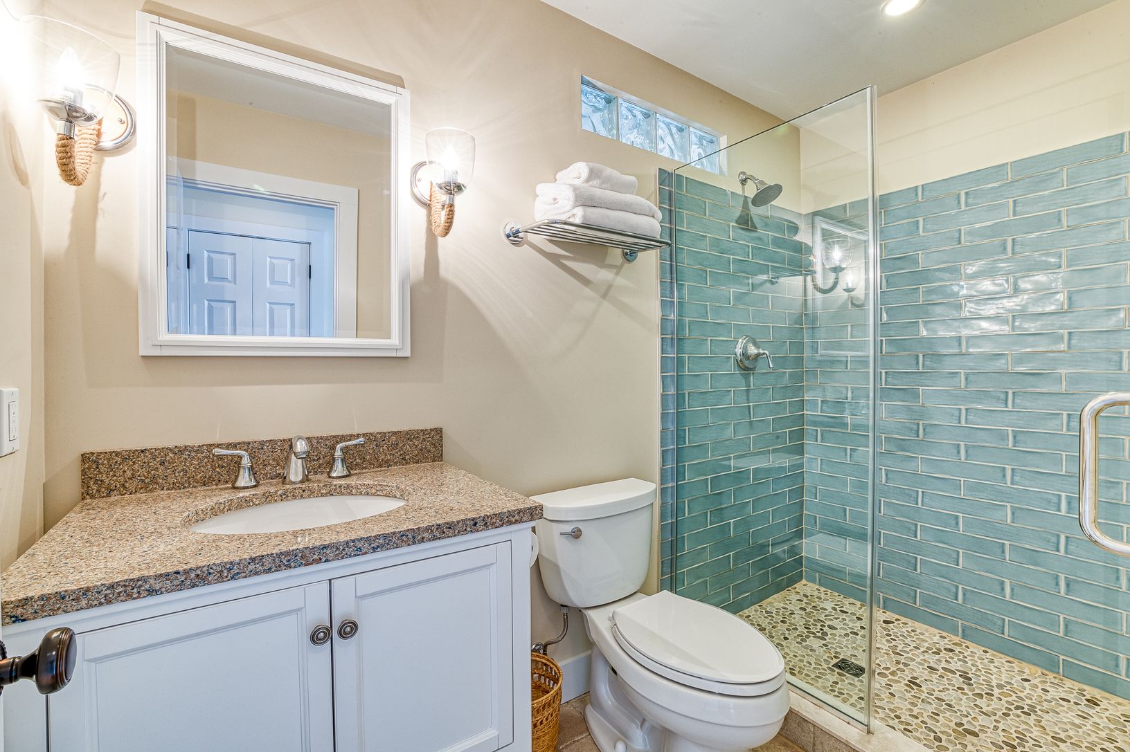  2nd En Suite Bath
