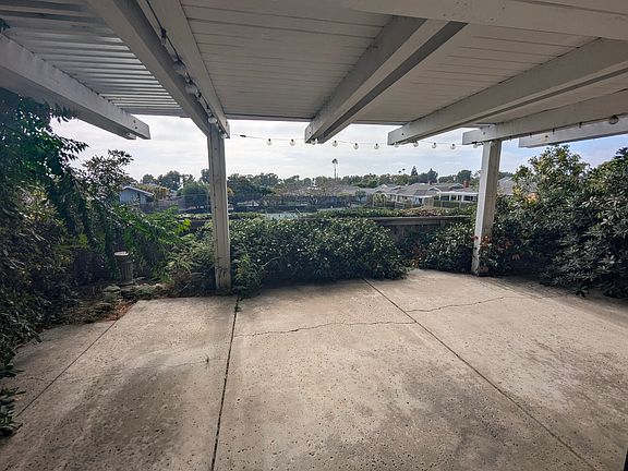 3rd image of 3378 Paseo Halcon