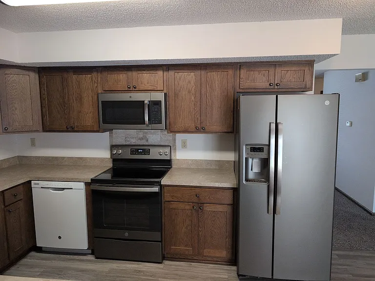 2216 Mirwyn Ct — Photo 5