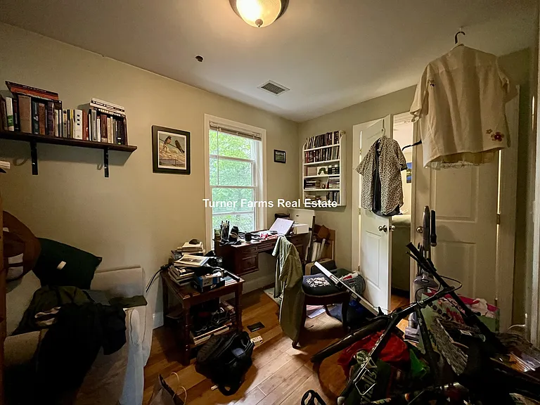 35 Forbes St #2F — Photo 4