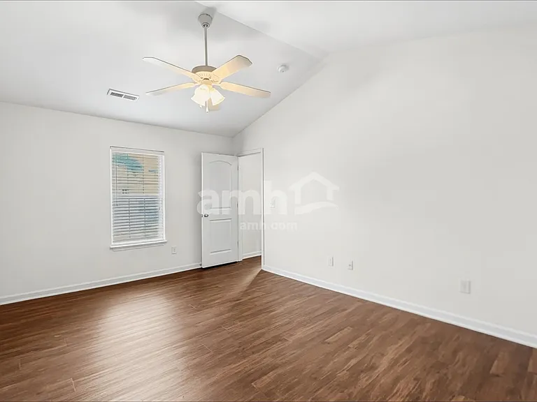 1325 Vernon Mill Rd — Photo 10