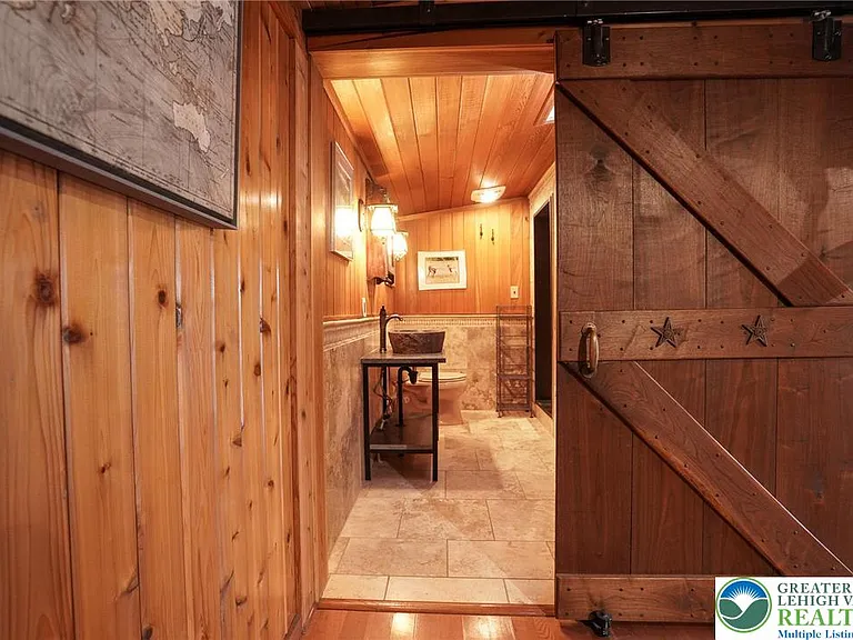 371 Green Tree Dr — Photo 26