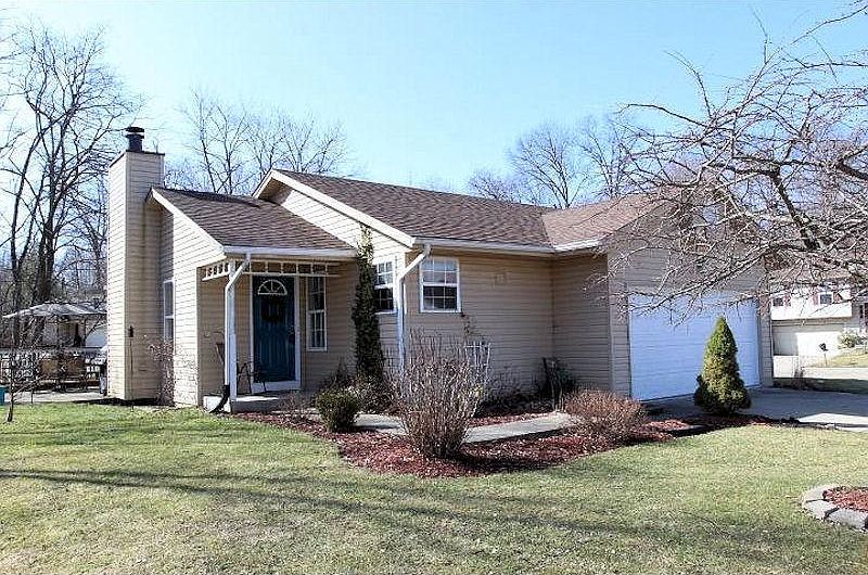 1st image of 161 Cross Creek Ln
