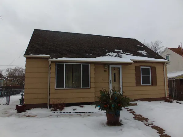 947 Wilder St S, Saint Paul, MN 55116