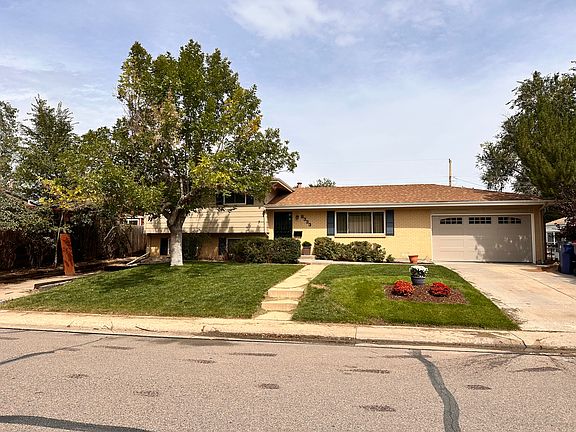 Fresh paint inside & out. Move in ready