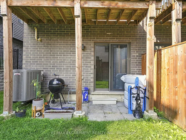4870 Connor Dr — Photo 29