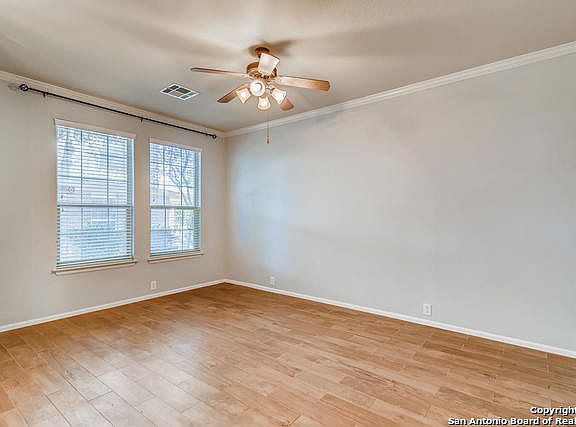 3rd image of 2514 Grayson Way
