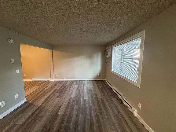 5th image of 1802 W Gardner Ave #6