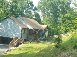 534 Black Twig Rd, Linden, VA 22642