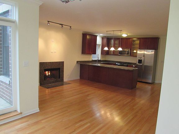 2nd image of 3917-3919 N Kedzie Ave #3919-2N
