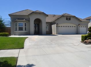 246 W Colony Rd, Ripon, CA 95366