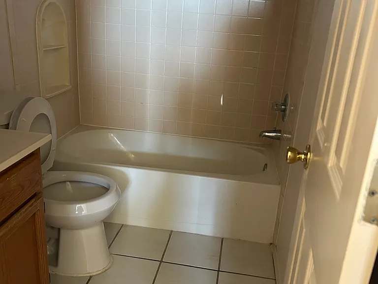 11805 Kings Arms Ct #11807 — Photo 10