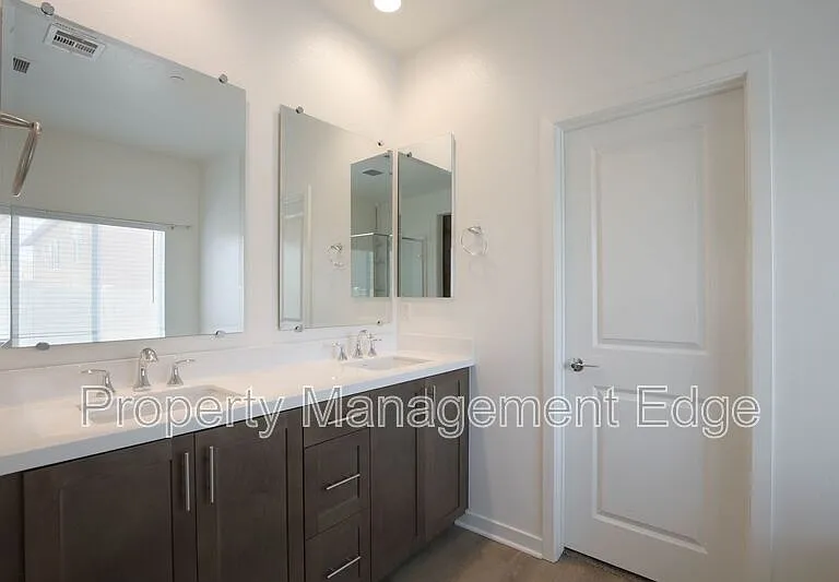 30913 Chuckwagon Ct — Photo 16